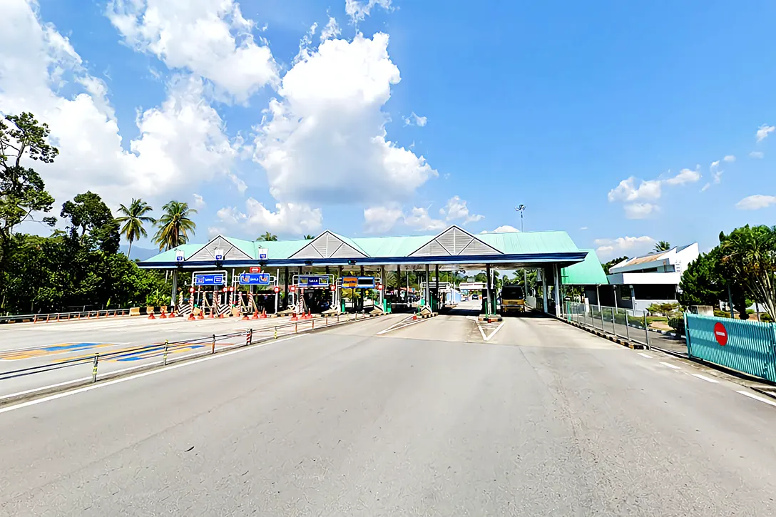 Changkat Jering Toll Plaza